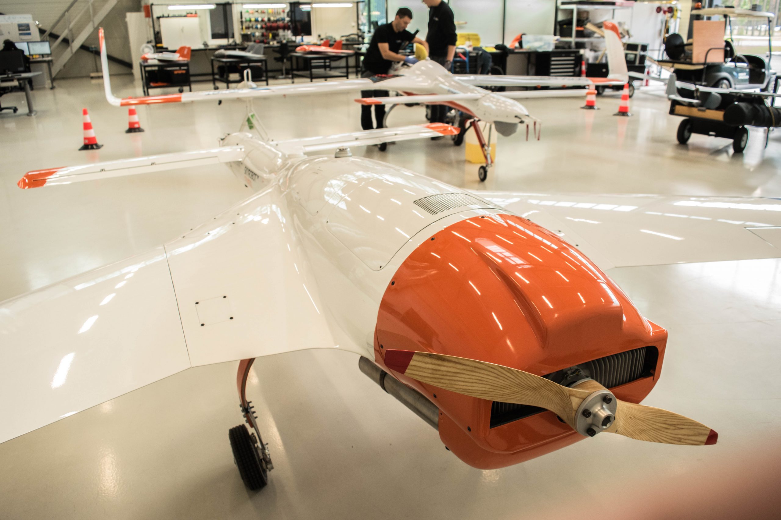 SkyRobot FX450 in a production setting